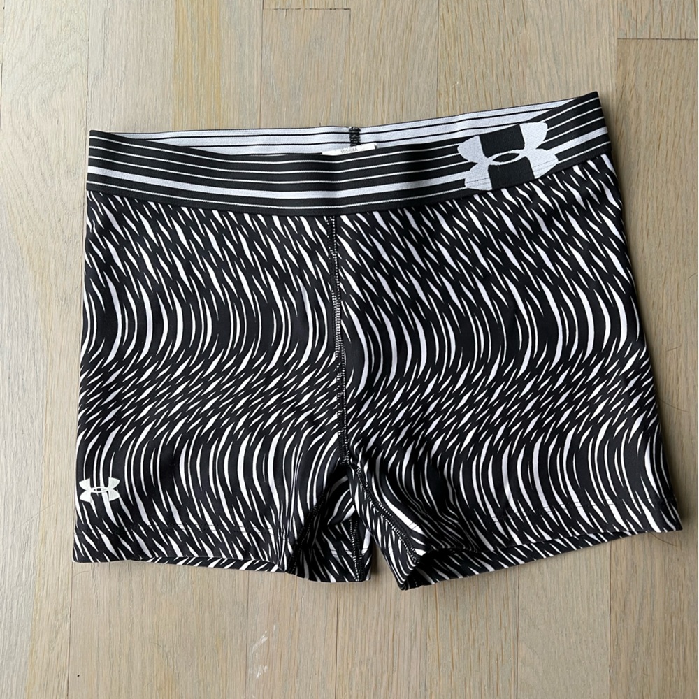 Under Armor Patterned Spandex Shorts